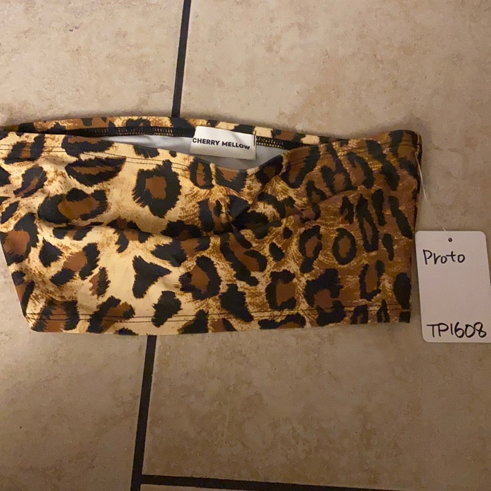 Cherry Mellow leopard tube top